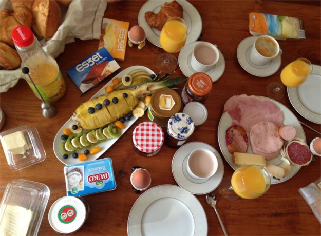fruehstueckstisch