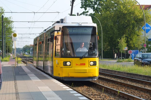 strassenbahn-in-berlin