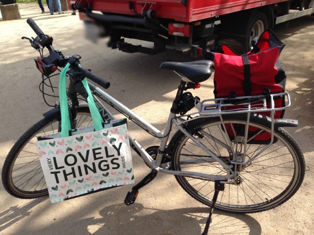 vollgeladenes-Fahrrad