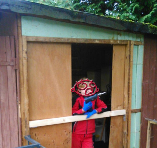 wasserschaden-gartenhuette