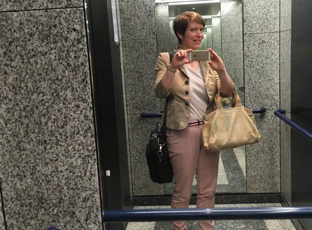 fahrstuhlselfie.jpg
