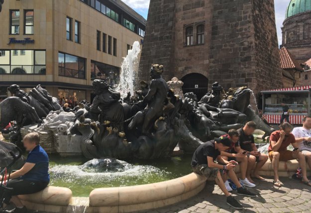 scheusslicher-brunnen